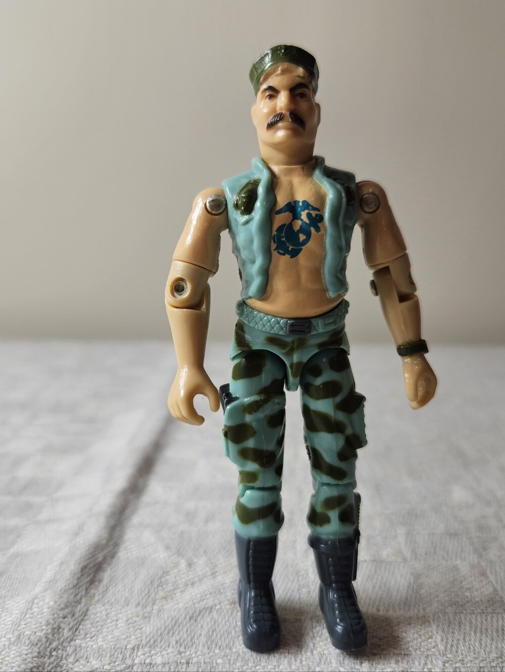 Gung Ho V1 G.I. Joe 1983 Hasbro Vintage Action Figure damaged cap**FOR PARTS**